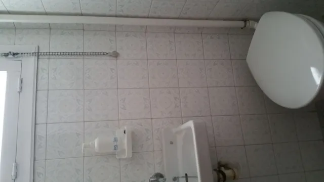 AMPLIA VVIENDA PARA REFORMAR CERCA DEL CENTRO — 9