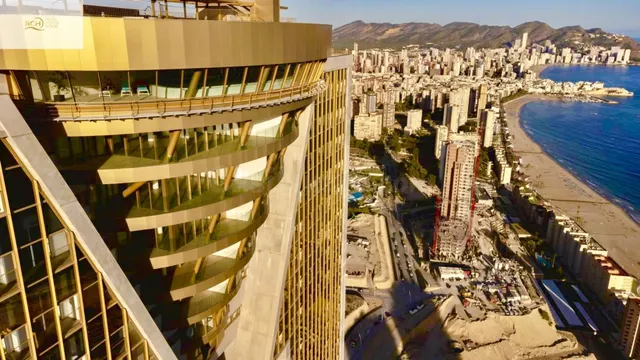 SE ALQUILA MODERNO APARTAMENTO EN BENIDORM INTEMPO - foto 2