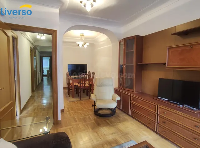 Amplia vivienda en el corazón de Burgos por solo 215.000€ - foto 4