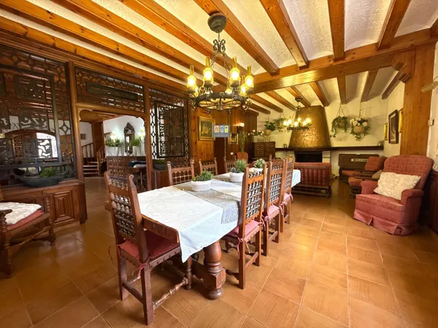 FINCA EXCLUSIVA CON GRAN POTENCIAL EN ELDA — 40