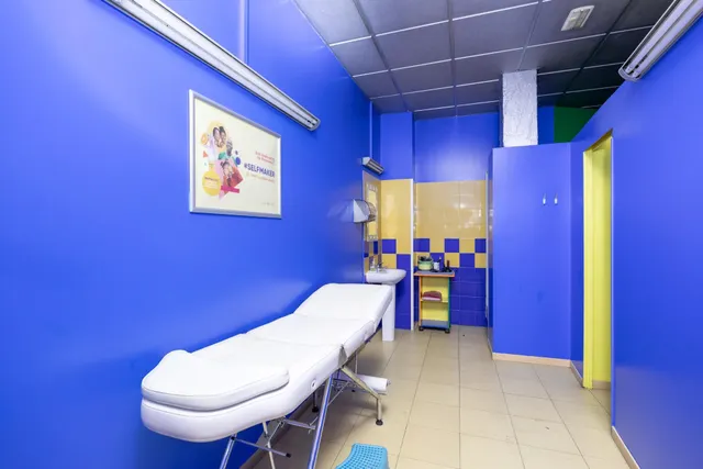 🏢 LOCAL COMERCIAL EN VENTA - ZONA PLAZA DE TOROS, GRANADA — 28