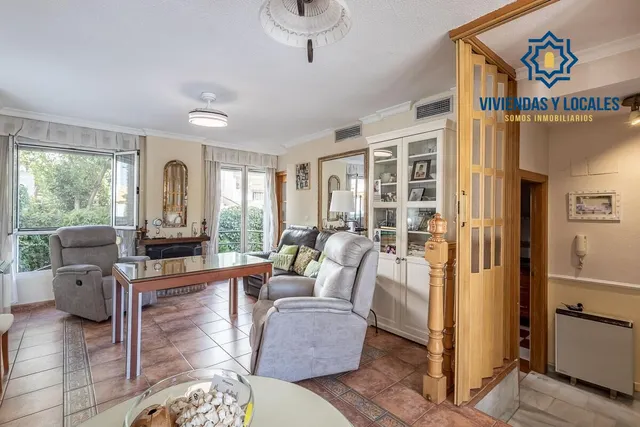 VIVIENDA con encanto en PALACIO DE DEPORTES — 7