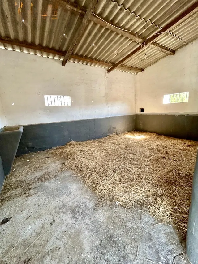 Espectacular finca ecuestre de 32.000 m2 con varias viviendas y piscina en Álora — 28