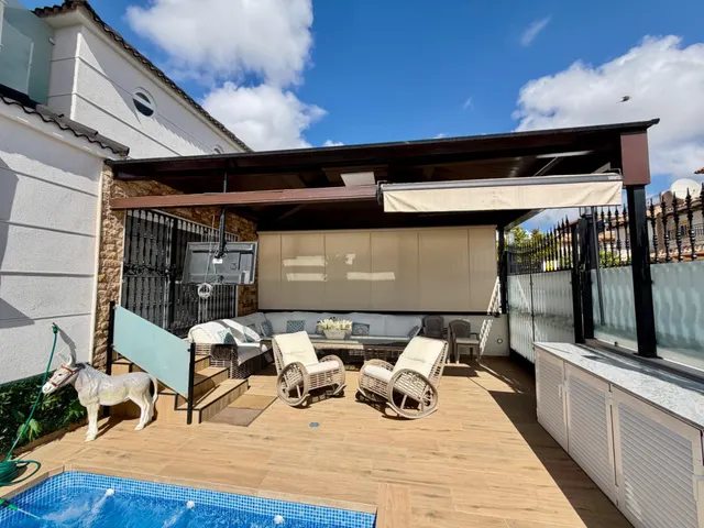 Casa 4 habitaciones 189m² en venta - La Zenia — 44
