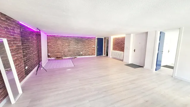 ✨ LOCAL EN VENTA CON POSIBILIDAD DE CONVERTIRLO EN VIVIENDA  - foto 2