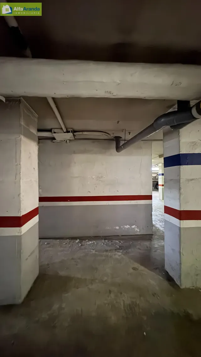 PISO EN VENTA 2 GARAJEs  Y 2 TRASTEROS — 29
