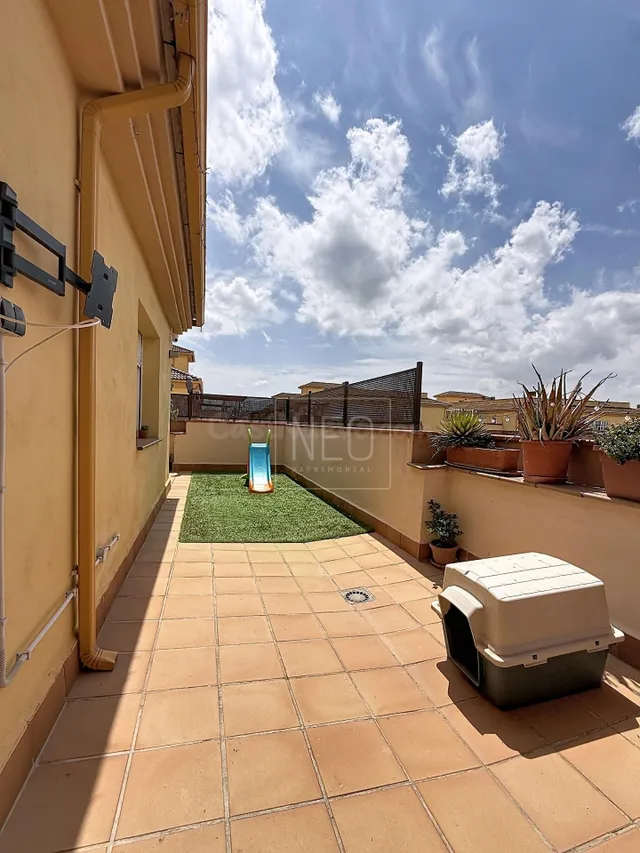 ÁTICO CON TERRAZA EN CALLE TARIFA, HÍJAR, GRANADA. - foto 3