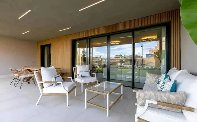 CHALET ADOSADO A ESTRENAR JUNTO AL CAMPO DE GOLF EL CHAPARRAL, Mijas Costa — 2