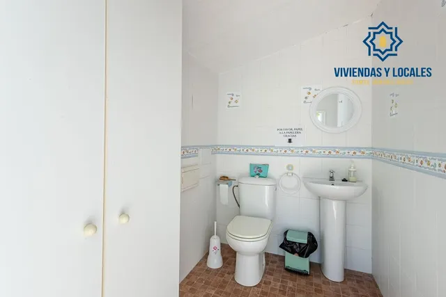 CASA PAREADA EN LA ZUBIA CON PISCINA, ZONA DE BARBACOA Y JARDÍN — 43