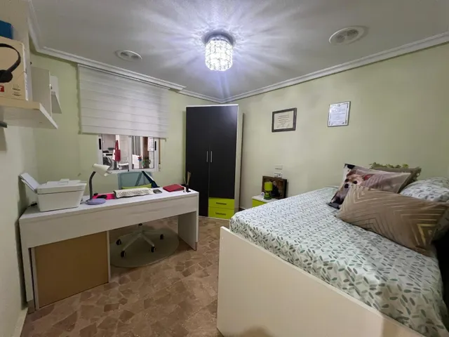 ¡Piso de 147 m2 con gran terraza, ascensor y 4 habitaciones! — 24
