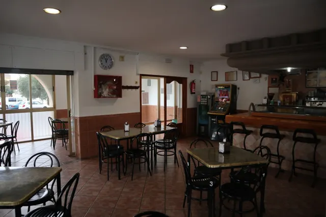 ESPECTACULAR COMPLEJO DE HOSTELERÍA EN PLENO FUNCIONAMIENTO — 15
