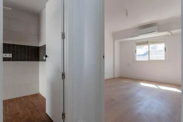 ¡Oportunidad en Armilla! Piso reformado de 3 dormitorios. — 20