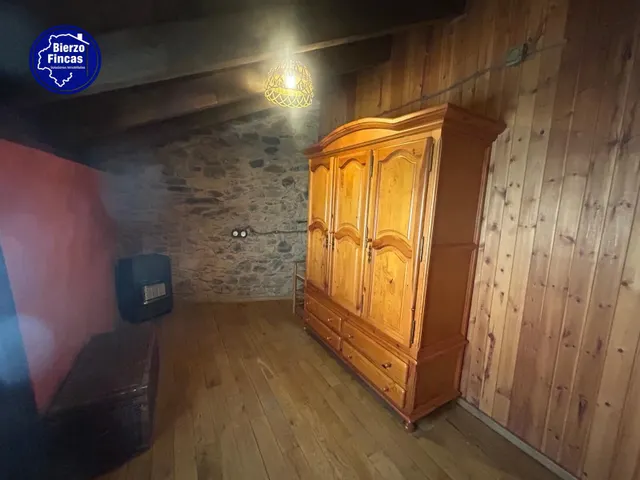 **se alquila casa rústica en Noceda del bierzo** — 7