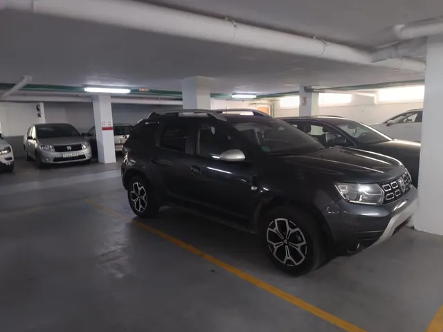 Piso de 3 dormitorios en 1ª linea de Las Delicias con plaza de parking — 34