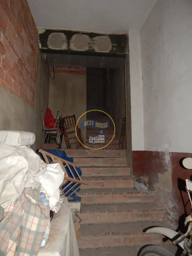 OPORTUNIDAD AMPLIA CASA CON LOCAL EN AIELO DE MALFERIT — 7