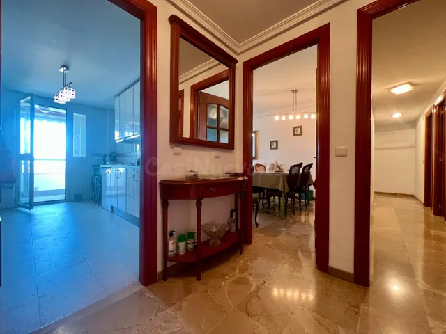¡espectacular piso con garaje, piscina, gimnasio y vigilancia 24 horas en calle maría maribrán! ✨ — 2