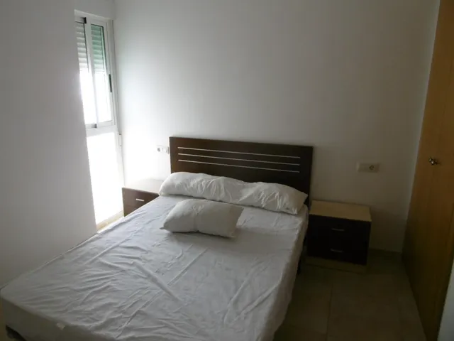 PISO AMUEBLADO CON TRASTERO — 12