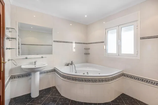Villa 5 habitaciones 240m² en venta - Pueblo Bravo — 15