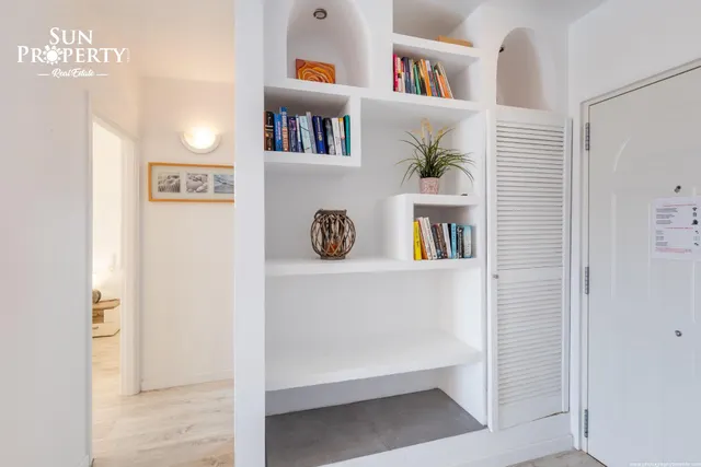 Apartamento reformado con vistas a la piscina y al maren playa paraiso — 10