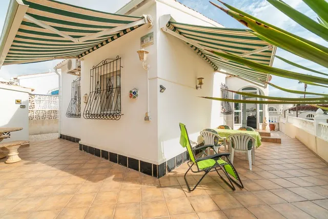 Encanto mediterráneo con espacio para disfrutar todo el año — 20