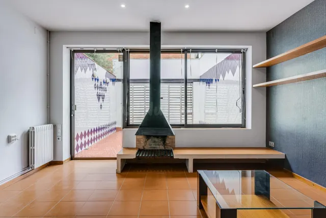 Casa esquinera en Badalona Centre - foto 2