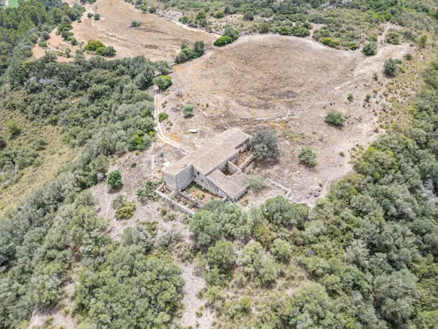 Casa Rústica del Siglo XVIII con 46 hectáreas de terreno, en la cima de una montaña en Manacor — 10