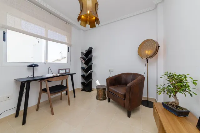 Villa Independiente en San Fulgencio, 3 dormitorios, 3 baños — 16