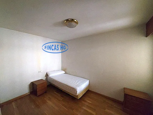 Amplia vivienda de lujo junto al Puerto Deportivo y Paseo Marítimo — 20