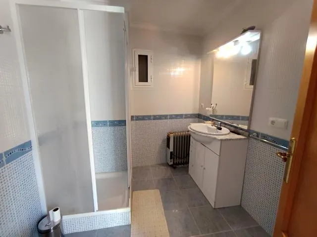 AMPLIO CHALET CON PARCELA EN SAN VICENTE — 24