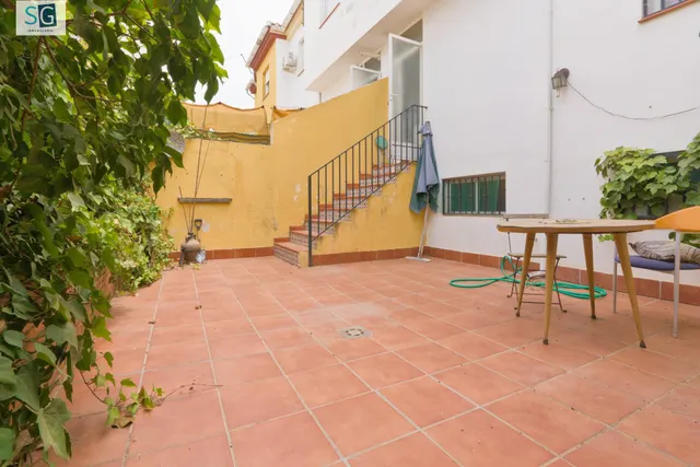 Bonita Casa en Cúllar Vega — 20