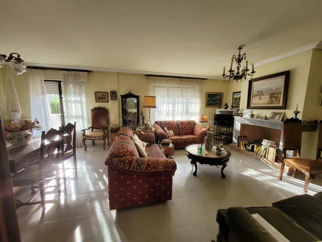Adosado 5 habitaciones 272m² en venta - VALDELAGUA - foto 2