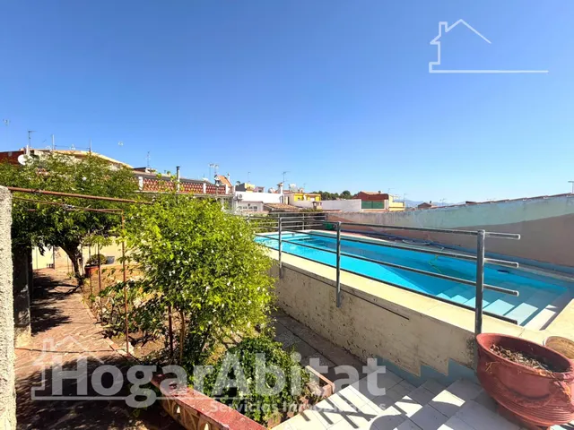 !GRAN VIVIENDA! ESPACIOSA CON TRASTERO, TERRAZA SOLARIUM, BARBACOA, JARDIN Y PISCINA — 29