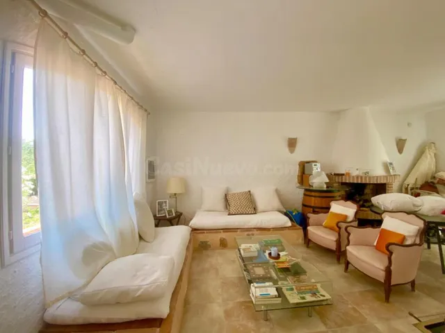 Exclusiva finca con masía, hotel, bodegas y 83 ha de terreno en el Priorat — 16