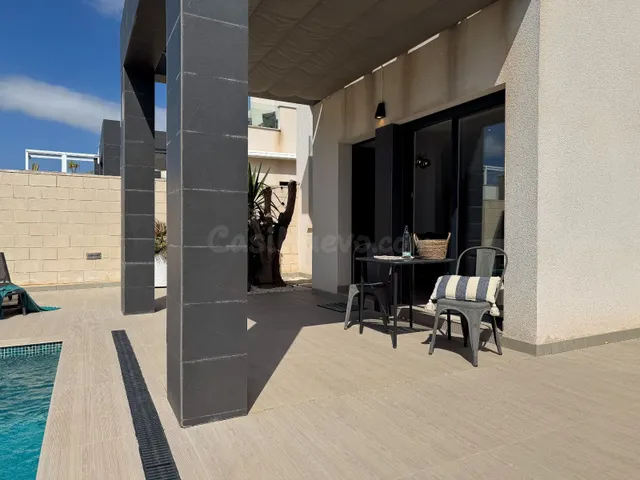 Villa 3 habitaciones 104m² en venta - Cuidad Quesada - foto 4