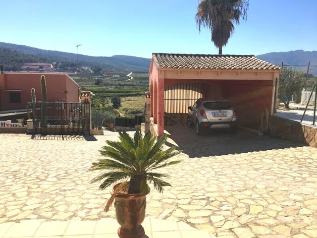 CHALET CON PISCINA Y PARCELA DE 1560 M2 A 10 KM PLAYAS — 11