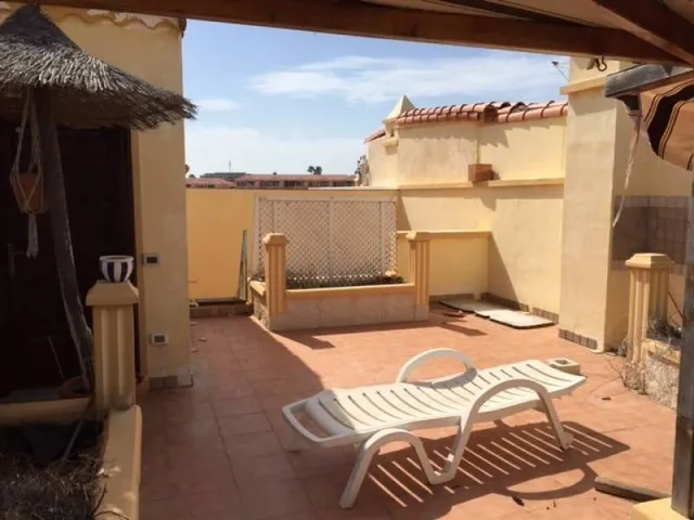 piso de 2 habitacione y 2 baños en golf del sur — 2