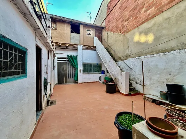 CASA EN ALBAL...CON MUCHAS POSIBILIDADES DE MEJORAS...IDEAL  - foto 4