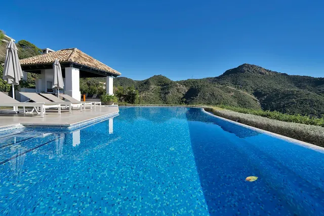 Chalet 5 habitaciones 1021m² en venta - Riviera del sol — 38