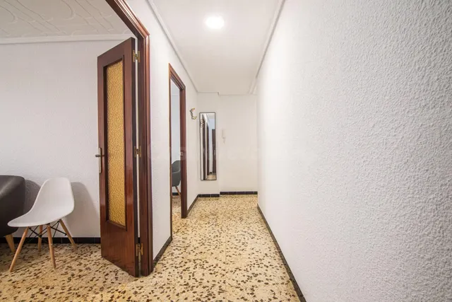 ¡PISO EN ALQUILER EN PLENO CENTRO DE ELCHE! — 5