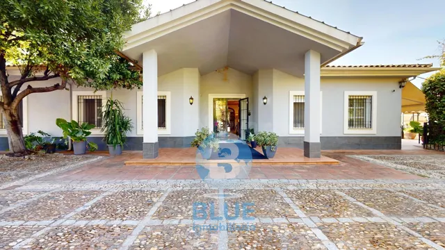 IMPRESIONANTE CASA EN CASILLA DEL AIRE — 4