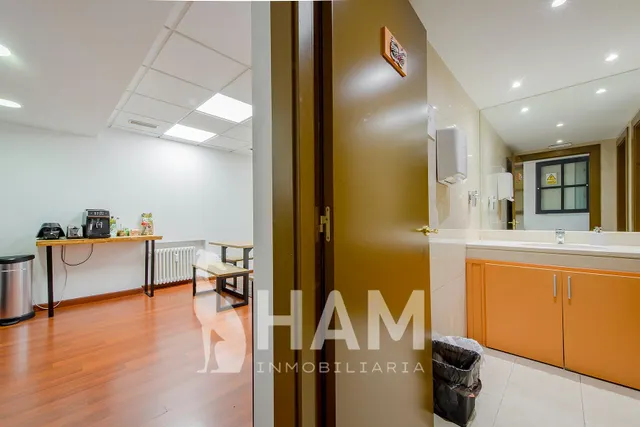 Local de 289 m2 en Padre Damián, Chamartín — 40