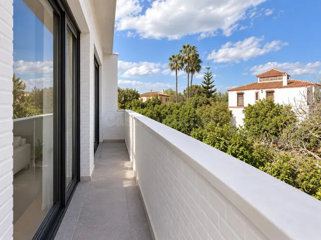 Vivienda de 2 dormitorios, dos baños, vestidor y terraza — 4