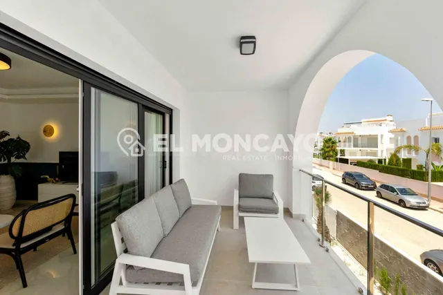 Fantástico apartamento de lujo con licencia turística en Ciu - foto 2