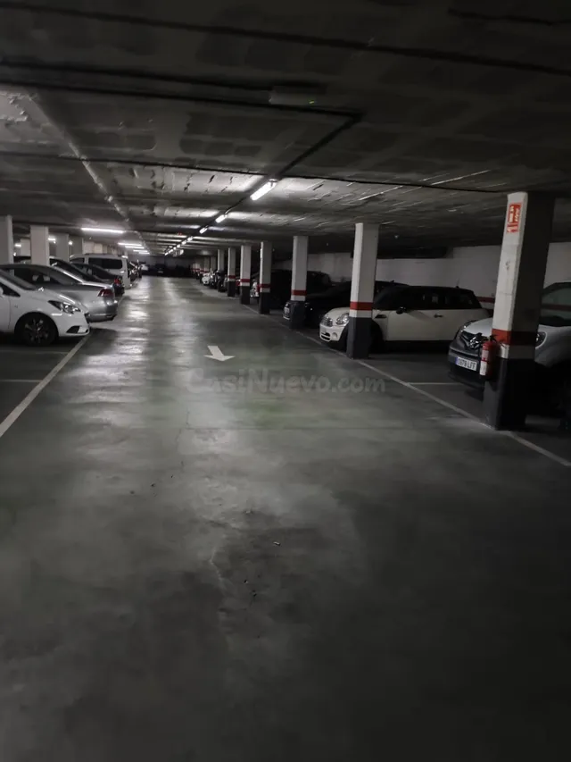 PARKING EN VENTA AV. SANT JORDI - foto 3