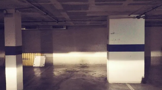 PLAZA de PARKING AMPLIA en c SANTA EULÀLIA 182 — 7