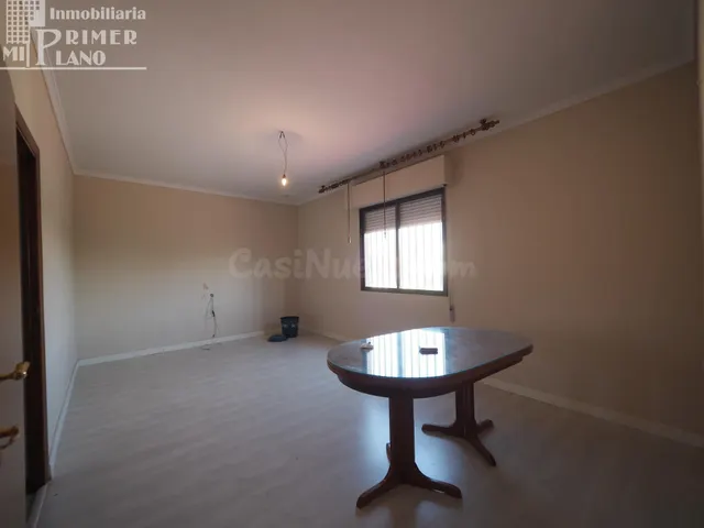 Amplia Casa en Tomelloso - Oportunidad de Reforma Parcial - foto 2