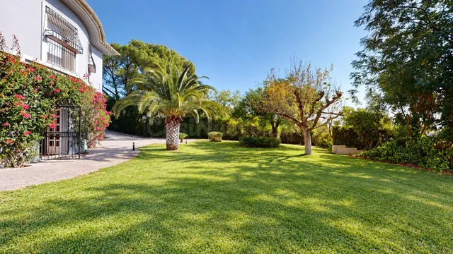 IMPRESIONANTE CASA EN CASILLA DEL AIRE — 3