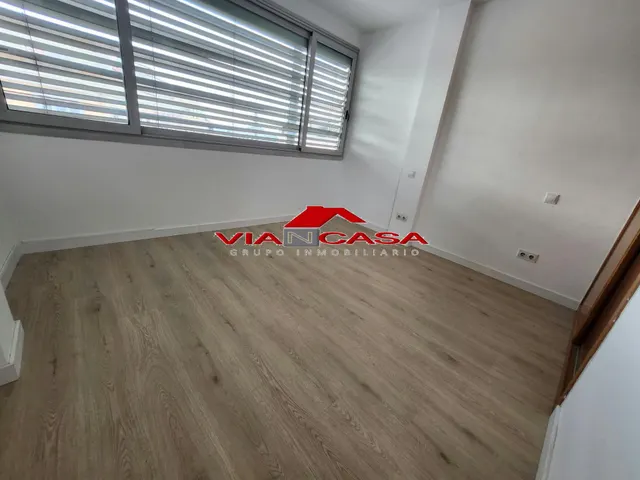 Alquiler de piso en Chamberi en Terraza, 3 habitaciones, — 28