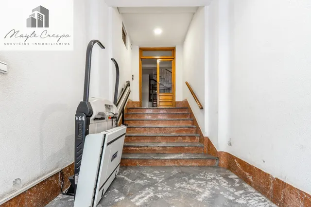 Piso de 87 m2 con 3 dormitorios en Pedro Antonio de Alarcón 27, junto a Recogidas — 4
