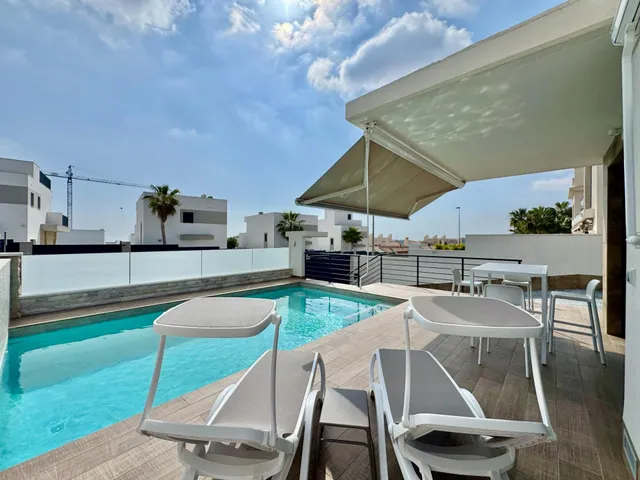 Villa 3 habitaciones 92m² en venta - Bellavista — 48